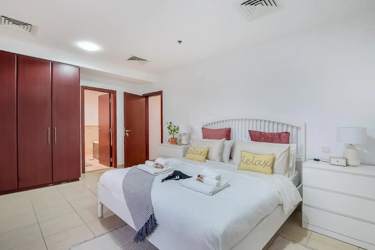 Chic 2Br Retreat With Stunning Views In Jbr Apartment Dubai 0*,  United Arab Emirates