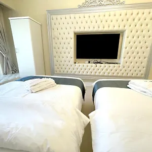 Royal Beach Residences Дубай